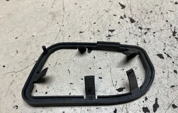 Nissan Primera Other front door trim element 5008000006