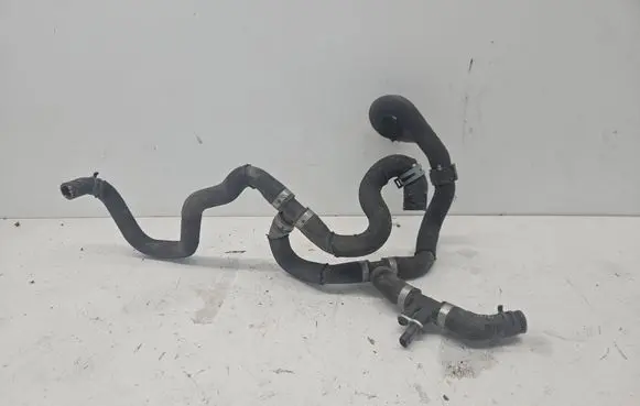 Audi Q7 4M Engine coolant pipe/hose 4M0145947AE