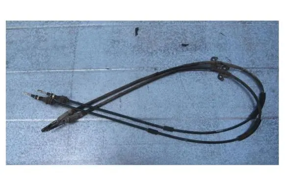 Handbrake/parking brake wiring cable