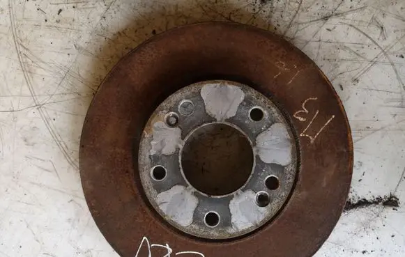 Honda CR-V Front brake disc