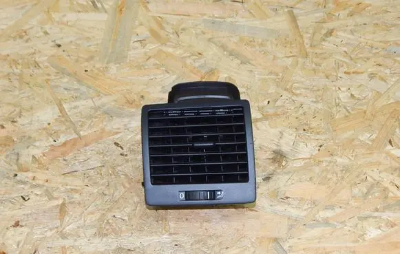 Volkswagen Multivan T5 Dashboard side air vent grill/cover trim 7H5819203A