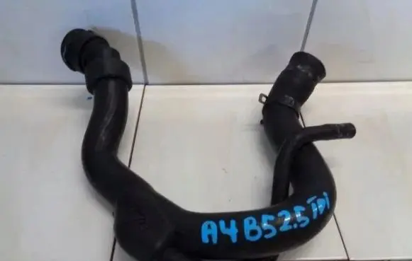 Audi A4 S4 B5 8D Turbo turbocharger oiling pipe/hose