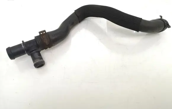 Volkswagen Golf V Engine coolant pipe/hose
