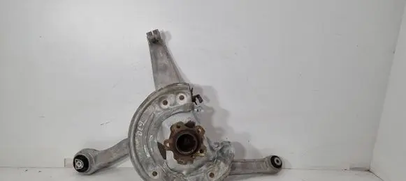 BMW 5 G30 G31 Front wheel hub spindle knuckle 6884383 6861177 6871191
