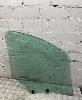 Citroen Berlingo Front door window glass four-door