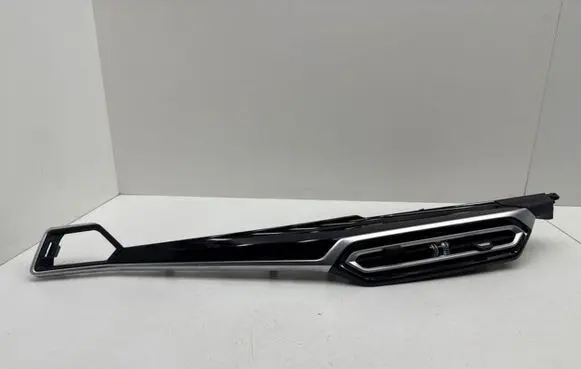 BMW 2 G42 Dash center air vent grill 5A04CE308 9625028