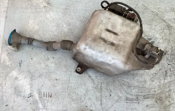 Honda Accord Windshield washer fluid reservoir/tank