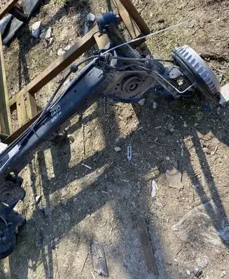 Renault Clio V Rear axle beam 