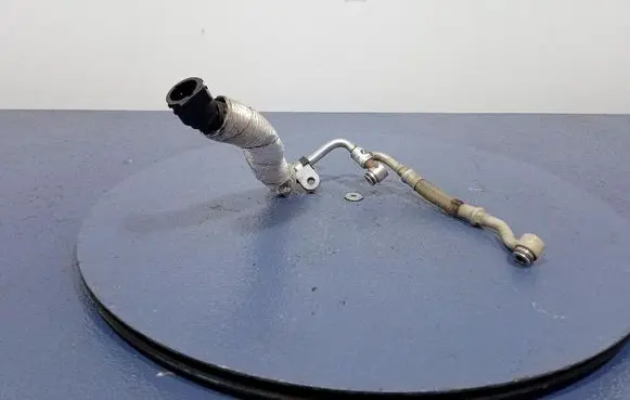BMW X5 E53 Engine coolant pipe/hose 8575755