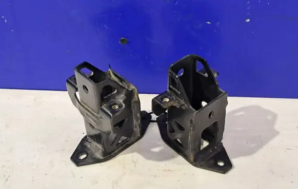 Radiator support slam panel bracket