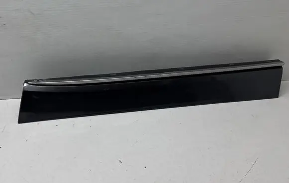 Toyota Highlander XU70 Front door trim (molding) 757350E040 750710E130