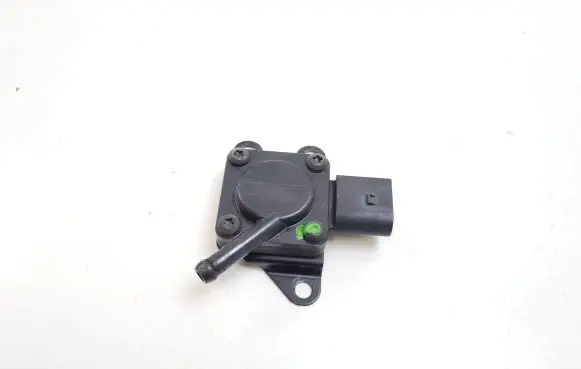 BMW 5 GT F07 Exhaust gas pressure sensor 7808013