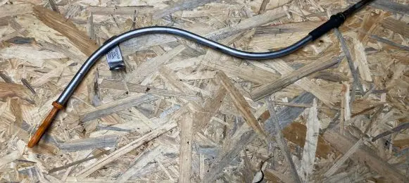 Audi A6 S6 C5 4B Oil level dip stick 078115631R 078115611N