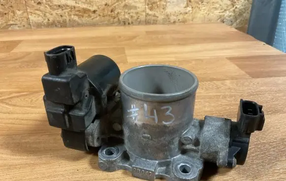 Toyota Avensis T250 Throttle valve 1923002010 ZJ11