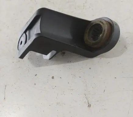 Volvo XC90 Air filter cleaner box bracket assembly 31439663