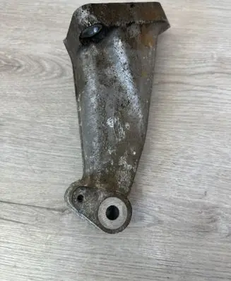 Ford Scorpio Engine mounting bracket 87WF6031AB V033682