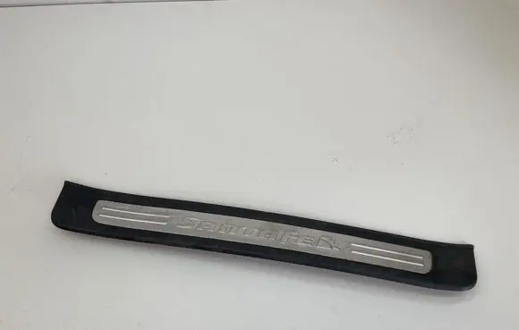 Hyundai Santa Fe Front sill trim cover 858812B000