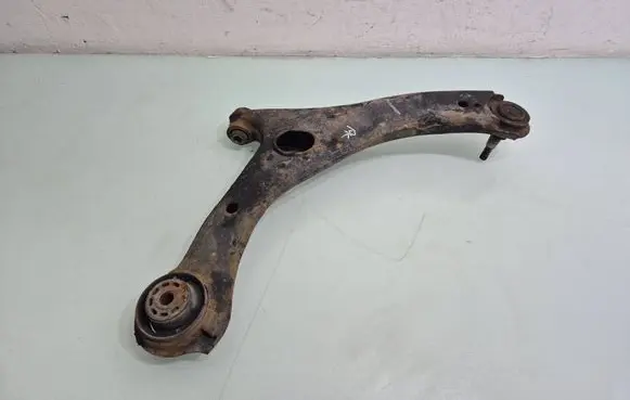 Dodge Grand Caravan Front lower control arm/wishbone 