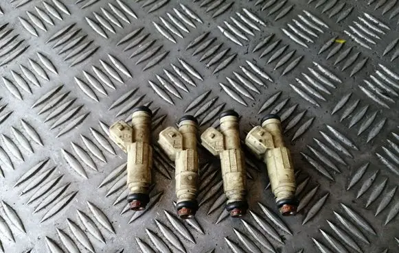 Ford Focus Fuel injectors set 0280155820