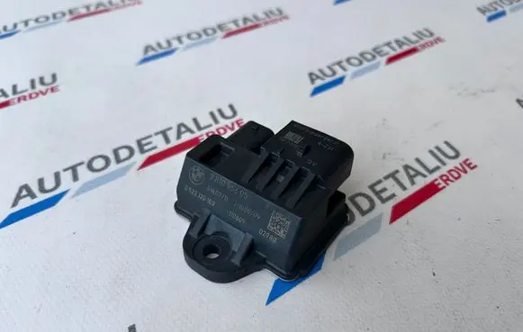 BMW 3 F30 F35 F31 Glow plug pre-heat relay 7810856 7822098 12217810856