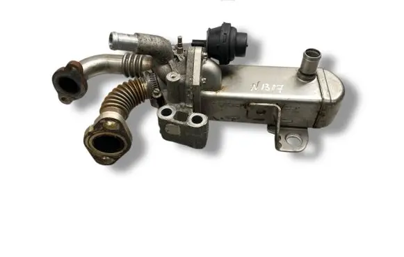 Nissan Navara D40 EGR valve cooler V29005152 MM111NG
