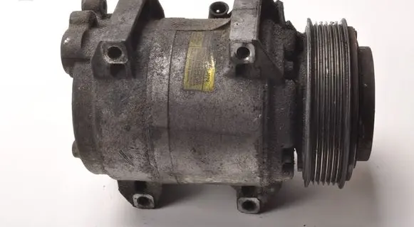 Volvo XC90 Air conditioning (A/C) compressor (pump) 31308261