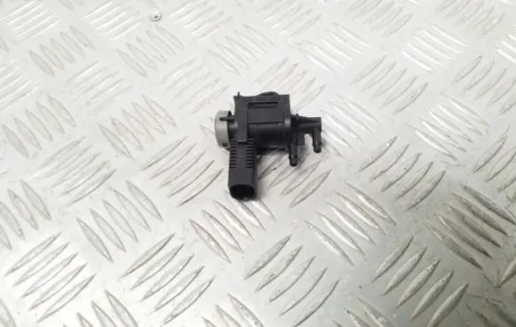 Audi A6 S6 C6 4F Turbo solenoid valve 1K0906283A