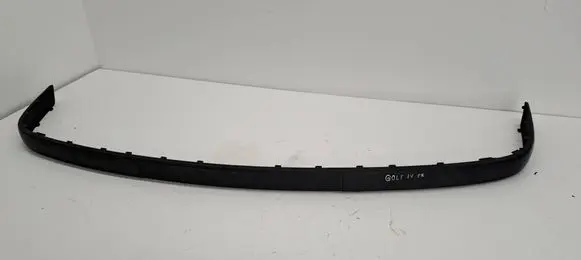 Front bumper splitter molding
