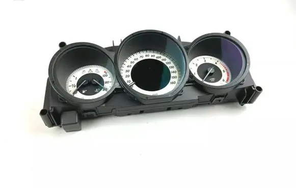 Mercedes-Benz CLS C218 X218 Speedometer (instrument cluster) A2189007004