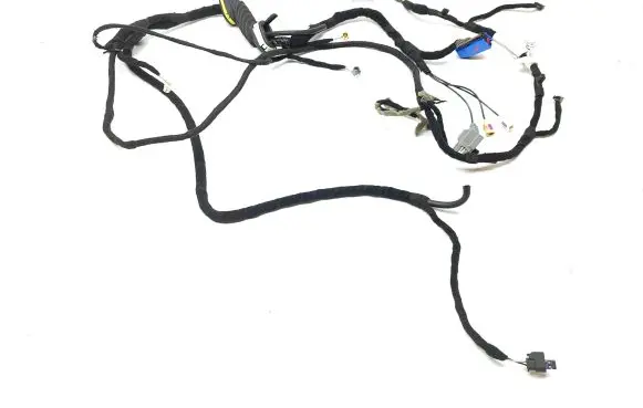 Maserati Levante Tailgate/trunk wiring harness 06700380430 21122015