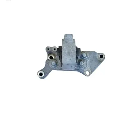 Subaru Outback (BS) Engine mount bracket