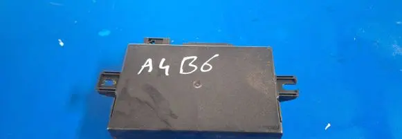 Audi A4 S4 B6 8E 8H Tow bar trailer control unit/module 8E0907383A 5DS00840801