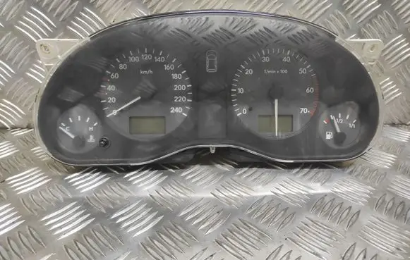 Volkswagen Sharan Speedometer (instrument cluster) 7M0919881M