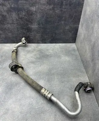Volkswagen PASSAT B5.5 Air conditioning (A/C) pipe/hose 3B0260704