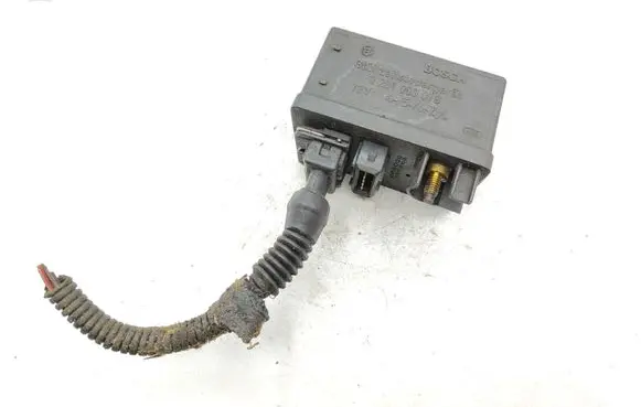 Alfa Romeo 147 Glow plug pre-heat relay 0281003018