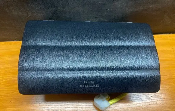Lexus IS 200-300 Passenger airbag 7397053020 4188000130