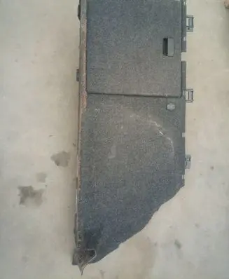Skoda Superb B6 (3T) Trunk/boot lower side trim panel 