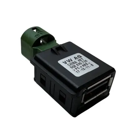 Audi A4 S4 B9 USB socket connector 5Q0035726