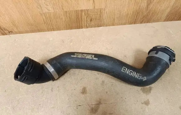 Mercedes-Benz GLC X253 C253 Engine coolant pipe/hose A2535019282