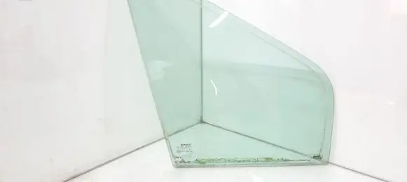 Renault Scenic I Front door vent window glass four-door AS2