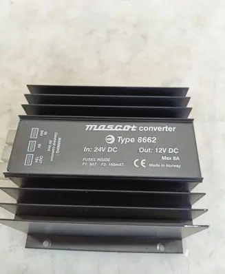 Volvo V70 Voltage converter inverter 8662 1001