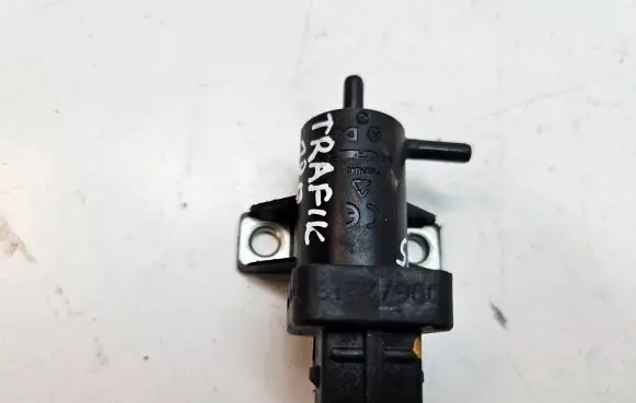 Renault Trafic III (X82) Turbo solenoid valve 8200762162
