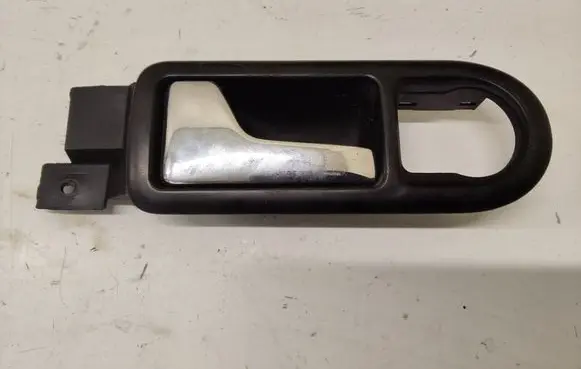 Volkswagen PASSAT B5 Front door interior handle 3B1837113