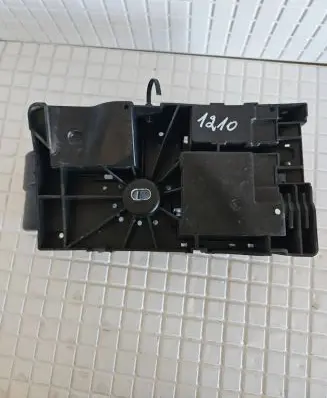Opel Insignia A Battery box tray 13253551