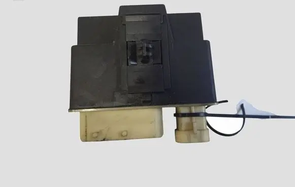 Peugeot 308 Glow plug pre-heat relay 9662570880 018010953
