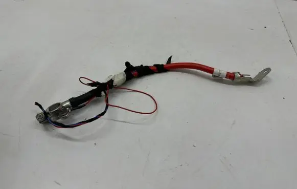 Mercedes-Benz GLE W167 Positive cable (battery)
