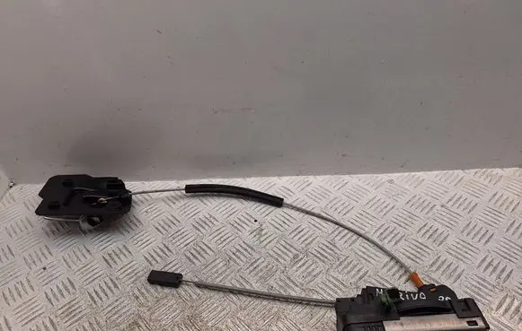 Opel Meriva A Front door lock 13154792 316053479 032506