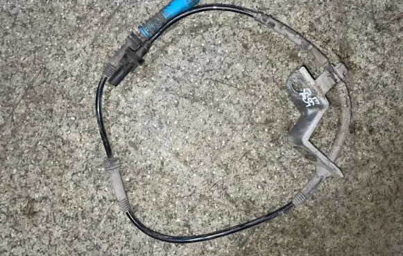 BMW 7 E65 E66 Front ABS sensor wiring 6761650