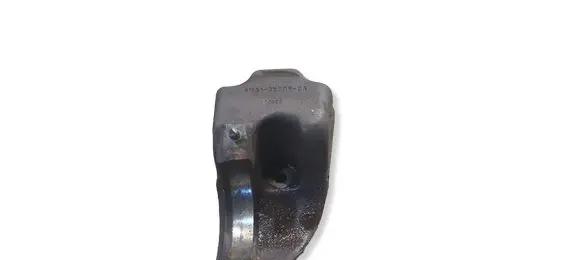 Ford Focus Driveshaft support bearing bracket 4M513K305CA 10D2A