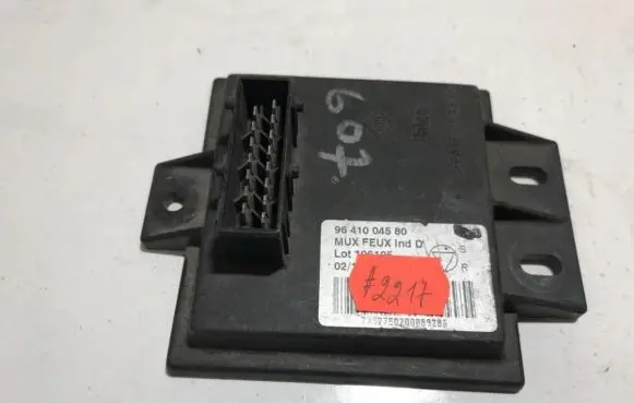 Peugeot 607 Ignition amplifier control unit 9641004580 lot106105